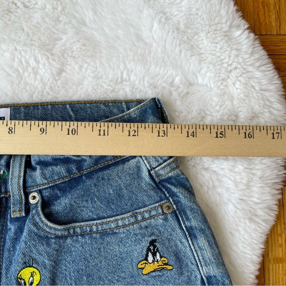 RARE Tommy Jeans x Looney Tunes Embroidered High Rise Jeans - Size 25/32 - Picture 12 of 16